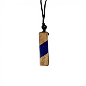 Collar Colgante de Madera Natural y Resina con Efecto Océano Azul, Engaste de Bisel, Moderno para Regalo, Uso Diario, Collar con Patrón de Mármol - Product Image 4