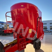 Landwirtschaftlicher TMR-Futtermischwagen Traktor-gezogene Total Mixed Ration Vorbereitungsmaschine mit Lader und Förderband