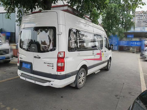 Minibús Diésel Fo-ton Toano Usado, Año 2021, <span class=keywords><strong>9</strong></span> Asientos, 5.7m, Motor Cummins 2.8T 180HP, Volante a la Izquierda, en Venta - Product Image 3