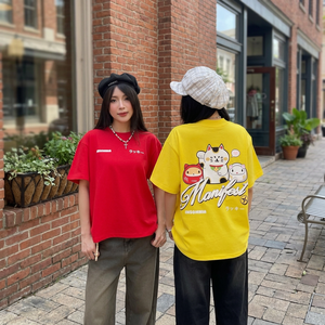 เสื้อยืดแขนสั้นผ้าฝ้าย 100% พิมพ์ลายซิลค์สกรีน ปักลาย 3 มิติ เป็นมิตรกับสิ่งแวดล้อม รับผลิตแบบ OEM ODM ทรงโอเวอร์ไซส์ ใส่ได้ทั้งชายและหญิง ระบายอากาศได้ดี ปรับแต่งได้ - Product Image 1
