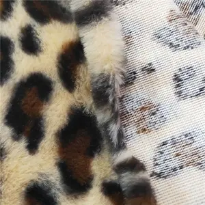 Tissu en peluche recyclé adapté au tapis 100% tissu en polyester tissu de tapis pour animaux de compagnie en gros polaire PV