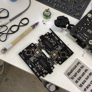 Assemblaggio PCB Personalizzabile di Alta Qualità per Schede Madri di Smartphone - Servizio Completo Rapido - Product Image 4