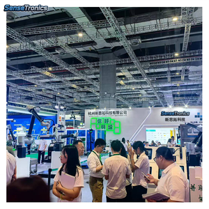 Bras robotisé articulé flexible, robot industriel avec moteur PLC et boîte de vitesses pour l'entretien des machines, le soudage et la manutention des matériaux - Product Image 3