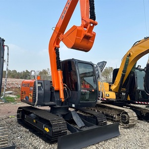 Excavatrice Hitachi Zaxis70 d'occasion de haute qualité, 7 tonnes, modèle 2022, avec godet de 0,4 m et composants essentiels (moteur, boîte de vitesses, engrenages) - Product Image 2