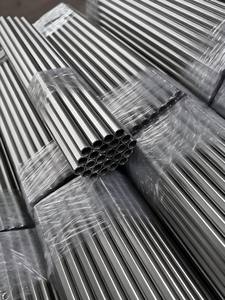 Tube capillaire en acier inoxydable recuit brillant, poli à l'intérieur et à l'extérieur, diamètre personnalisé - Product Image 1