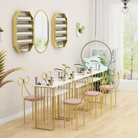Ensemble table et chaises de manucure de luxe moderne rose et or, mobilier de salon de manucure, bureau de manucure en marbre, bar à ongles en métal