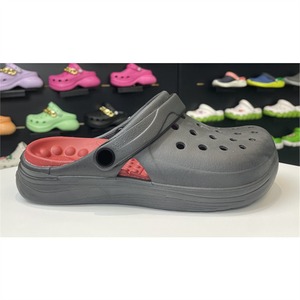 Cro New Cross LeWei Sabots en <span class=keywords><strong>EVA</strong></span> anti-odeur, à semelle épaisse, légers et confortables, pour la plage et le jardin - Product Image 2