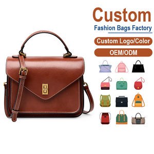 Sacs à main de luxe vintage en cuir véritable pour femme, couleur cognac, cuir tanné végétal, avec fermoir doré et surpiqûres blanches, collection hiver/automne - Product Image 1