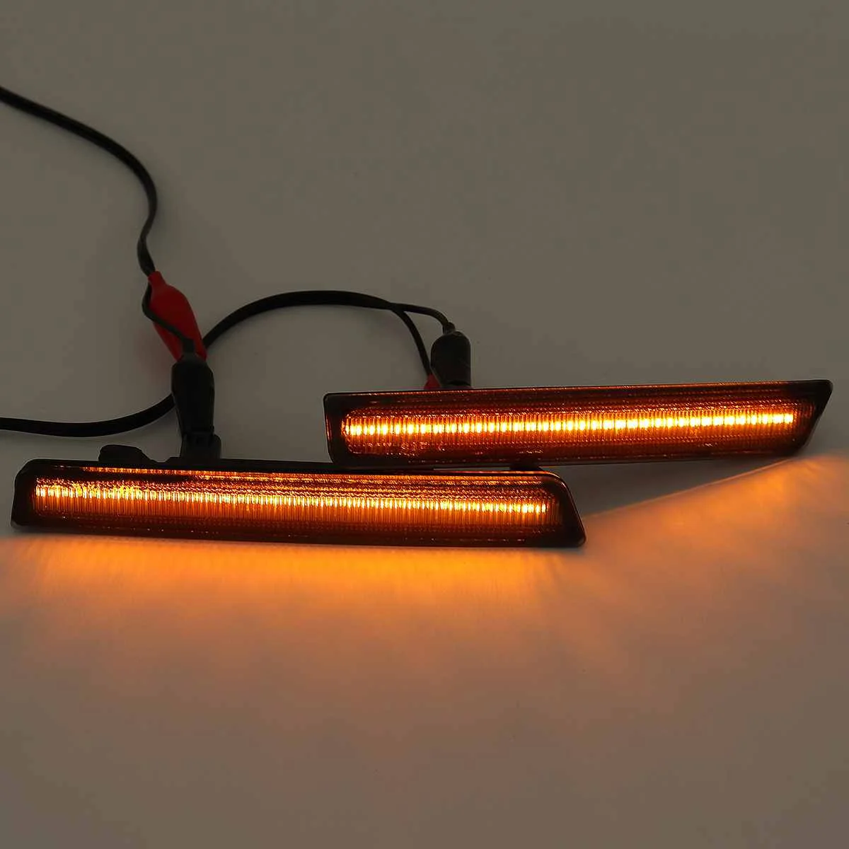 2 ชิ้น ไฟท้ายสีแดง