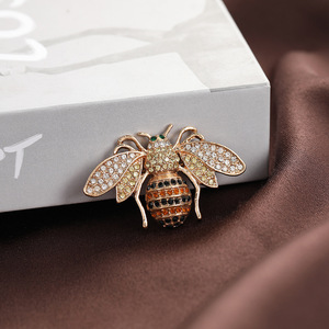 <b>Bee</b> Brooch Rhinestone Encrusted Zinc Alloy Women's Fashion Accessory <b>Gift</b> Insect Shape Micro Insert Style 1 - Product Image 1