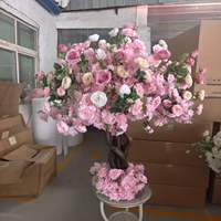 Luxe roze witte kunstbloemenboom van zijdeachtig materiaal, kersenbloesem, geschikt voor bruiloft, feest, hotel, huis, binnendecoratie.