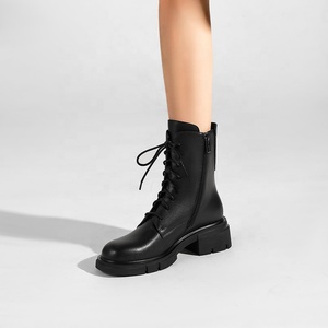 <span class=keywords><strong>Bottines</strong></span> <span class=keywords><strong>Chelsea</strong></span> formelles pour femmes Moncheer, style western, élégantes, à lacets, avec boucle latérale, fermeture éclair, talon épais, légères, antidérapantes, rehaussantes - Product Image 2