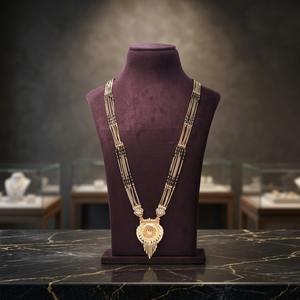 Colgante de Mangalsutra tradicional chapado en oro, joyería india con cuentas negras, Material principal de latón, Mangalsutra de latón elegante - Product Image 2