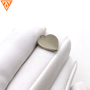 Bán buôn hợp kim vòng giả vàng đóng dấu biểu tượng tùy chỉnh thực hiện thương hiệu Kim Loại thẻ đồ trang sức quyến rũ - Product Image 5