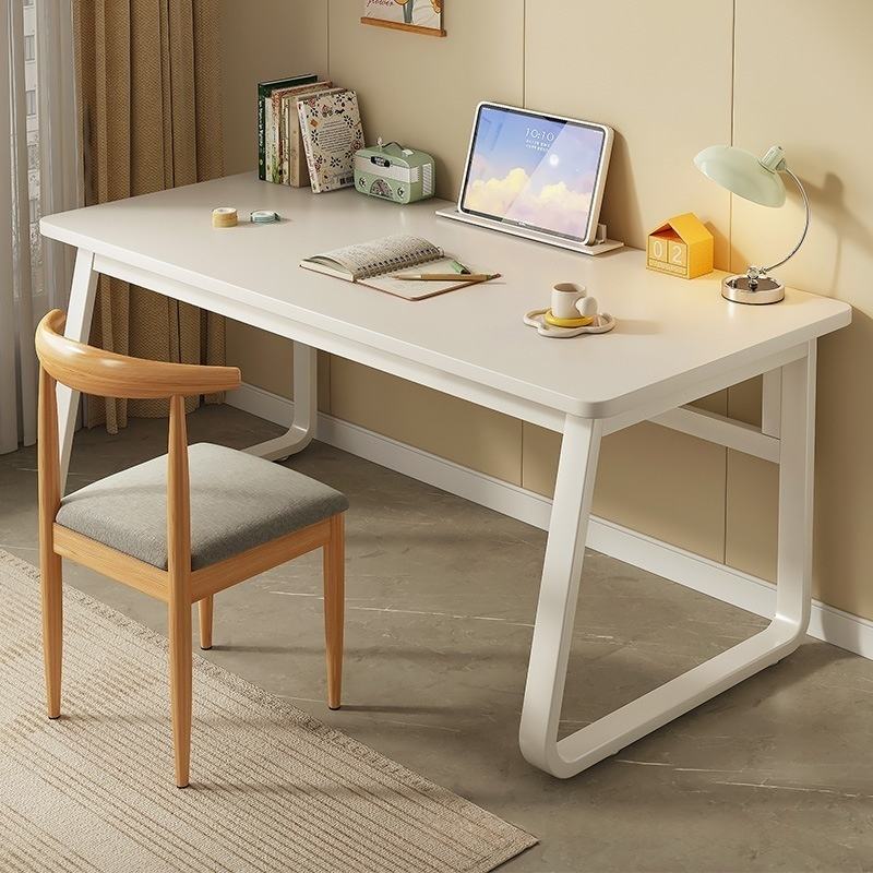 โต๊ะเขาสัตว์ + สีขาวครีม