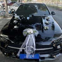 Romantische Europese luxe bruidsauto decoratie kunstmatige pioenroos bloemen buiten eenvoudige montage