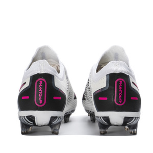 Venta al por Mayor de Calzado Deportivo con Tacos FG para Entrenamiento al Aire Libre, Botas de Fútbol Phantom de Entrega Rápida y Alta Calidad - Product Image 4