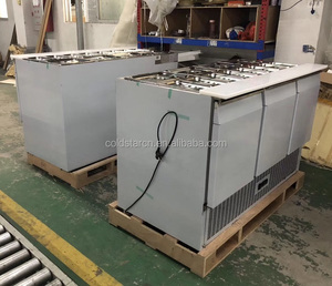 3 doors salad prep counter, Commercial refrigerated salad table - Product Image 3