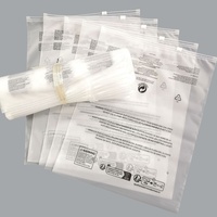 Sac t-shirt PE LDPE biodégradable à fermeture éclair avec logo personnalisé 30*40 polos fermeture éclair givrée matériaux recyclés pour vêtements emballage pour chaussures