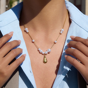 Collier pendentif goutte d'eau en acier inoxydable avec perle, bijoux de mariage, design en U, couleur or, collier tendance - Product Image 3