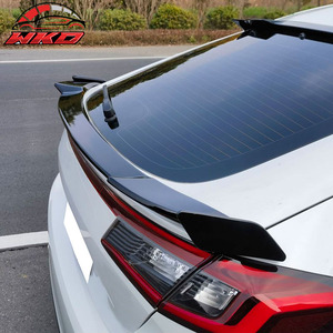สปอยเลอร์หลังทรง IKON สีดำเงา สำหรับ Honda Civic Hatchback รุ่นที่ 11 ปี 2022-2026 - Product Image 3