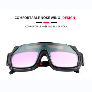 <span class=keywords><strong>Gafas</strong></span> <span class=keywords><strong>de</strong></span> soldadura <span class=keywords><strong>de</strong></span> oscurecimiento automático <span class=keywords><strong>Gafas</strong></span> <span class=keywords><strong>de</strong></span> atenuación automática <span class=keywords><strong>solar</strong></span> Protección ocular <span class=keywords><strong>de</strong></span> seguridad PC Marco <span class=keywords><strong>de</strong></span> plástico para trabajar - Product Image 4