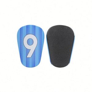 Protège-tibias universels miniatures pour football, protection des jambes en EVA, résistants à l'usure, absorbant les chocs, pour l'entraînement au football - Product Image 2