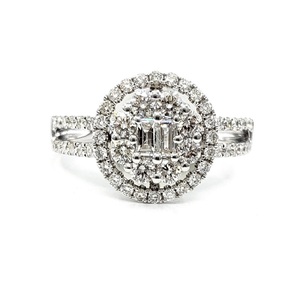 Fabricant chinois de bijoux Jolie qualité supérieure 18 carats or blanc massif véritable diamant ovale petite bague baguette pour dame - Product Image 1