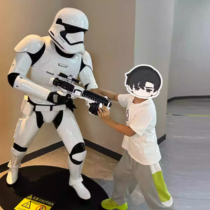 Statua di Robot Star Wars Personalizzabile a Grandezza Naturale, Stormtrooper in Resina per Collezionisti - Product Image 3