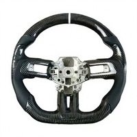 Volante de Fibra de Carbono y Cuero Perforado con Costuras Blancas de Gran Venta para Ford Mustang