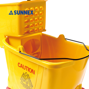 36L ถังแบบมีสายโพลีโพรพิลีนสำหรับงานหนักรถเข็นสำหรับทำความสะอาดสีเหลืองสำหรับดูแลรักษาพื้นในโรงพยาบาลโรงแรม - Product Image 4