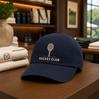 Casquette Dad Cap en coton lavé à marque privée, couronne souple classique, broderie patch tennis, réglable, idéale pour les cadeaux de villégiature, prête à l'emploi pour les détaillants de voyage