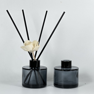 Áo choàng tắm sang trọng trong suốt màu đen xe sậy khuếch tán Chai Thủy Tinh hương thơm với nhãn Logo 100ml 120ml 200ml 500ml - Product Image 2