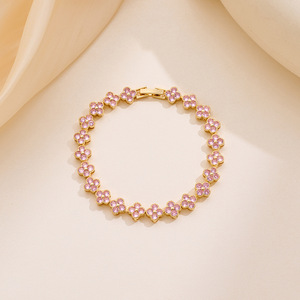 Bracelet Trèfle à Quatre Feuilles de Haute Qualité, Pavé de Zircons Colorés, Jonc de Luxe Inoxydable, Bijoux Tendance pour Boutiques - Product Image 2