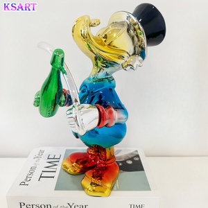 Sculpture Moderne Minimaliste de Luxe Créative en Résine de Fibre de Verre Électroplaquée Donald Duck Peinte à la Main Taille Personnalisée pour Salon et Maison - Product Image 1
