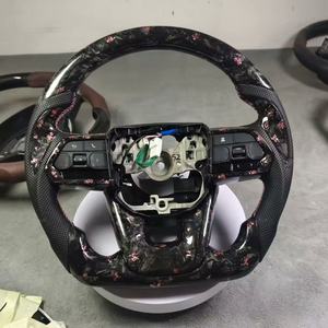 Pièces de modification et de mise à niveau de voiture - Volants personnalisés pour <span class=keywords><strong>Toyota</strong></span> <span class=keywords><strong>GR</strong></span> Land Cruiser LC200 LC300 en fibre de carbone forgée - Product Image 3