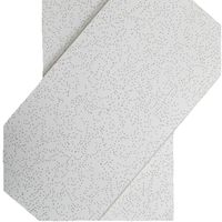 Plaque de plafond acoustique en fibres minérales 600x600 résistante à l'humidité, panneau de plafond acoustique en PVC avec film de protection pour hôpital médical