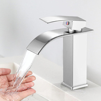 Robinet de salle de bain en nickel brossé, robinet cascade, trou unique, robinet mélangeur d'eau moderne en acier inoxydable, robinet de lavabo de salle de bain