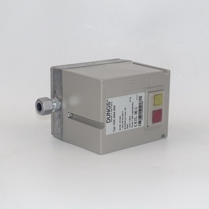 Détecteur de gaz combustible Dungs VDK 200A S02 230V Capteur de gaz inflammable Fabriqué en Allemagne - Product Image 2