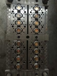 Tùy chỉnh thiết kế nhựa Wine Pill nắp chai nhựa nắp đậy <span class=keywords><strong>PE</strong></span> cap làm ép phun khuôn máy <span class=keywords><strong>Maker</strong></span> - Product Image 6