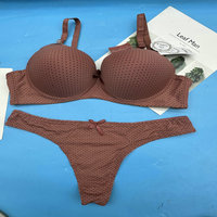 Ensemble soutien-gorge et culotte string pour adultes, style quotidien, fermeture arrière, modèle YWB108, taille 40-46, bonnet D, 2,15 $