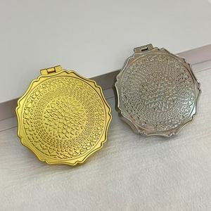 Espejo Cosmético Compacto Portátil Premium, Diseño de Color con Logotipo Personalizado, Artesanía en Metal, Espejo de Maquillaje de Alta Calidad para Viajes y Negocios - Product Image 5