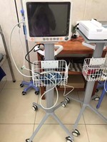 Chariot de moniteur cardiaque en acier inoxydable à hauteur réglable Amain Hospital Clinic Chariot de moniteur patient avec panier
