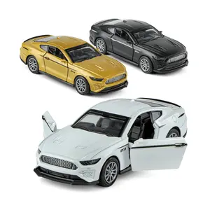 لعبة سيارة للأطفال من خليط معدني, لعبة سيارة للأطفال من خليط معدني موديل 1/32 ، مفتوحة من الخلف ، لعبة على شكل سيارة من خليط معدني للأطفال ، موديل رقم