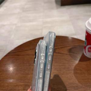 เคสโทรศัพท์กันกระแทกแบบแข็งลายขนนกผีเสื้อสีเงินเลเซอร์แฟชั่นสำหรับ iPhone 16 14 13 12 17 PRO MAX 14 15 PLUS - Product Image 5