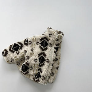 Vente en gros <span class=keywords><strong>Manteau</strong></span> tendance pour enfants Veste en coton <span class=keywords><strong>matelassé</strong></span> pour garçons et filles Vêtements d'extérieur pour garçons - Product Image 5