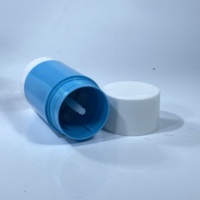 Contenant de déodorant en stick KUNDA KD-2322 de 75 ml, couleur personnalisée, logo givré, bouchon à vis, impression sérigraphique, baume de surface – Vente en gros