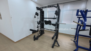Appareil d'entraînement multifonctionnel Smith Machine SPORTS - Product Image 6