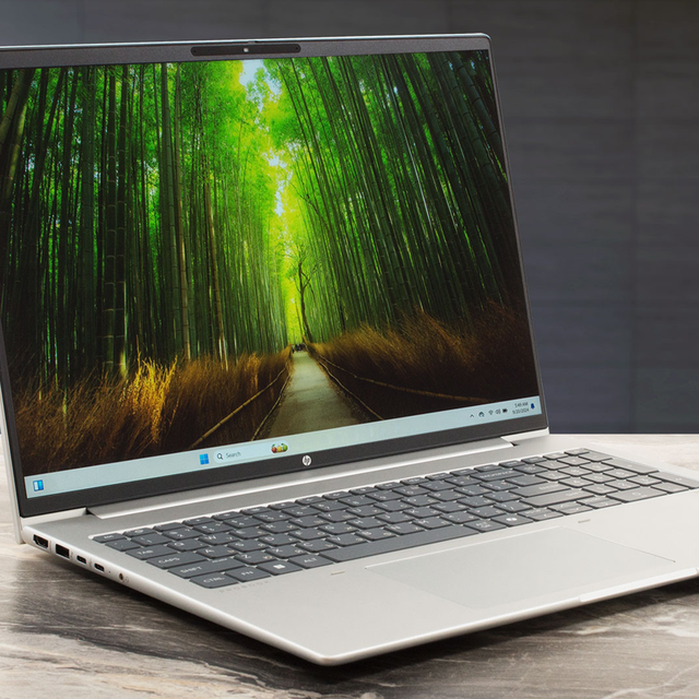 2025 Year for HP ProBook 460 G11 Intel Ultra 5-125H 16" 16GB RAM 512GB SSD for DOS English Silver for Business and Educational
