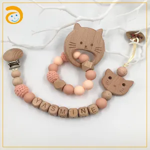 Conjunto de gatinho de madeira com clipe de pendurar, brinquedo de chocalho para gato